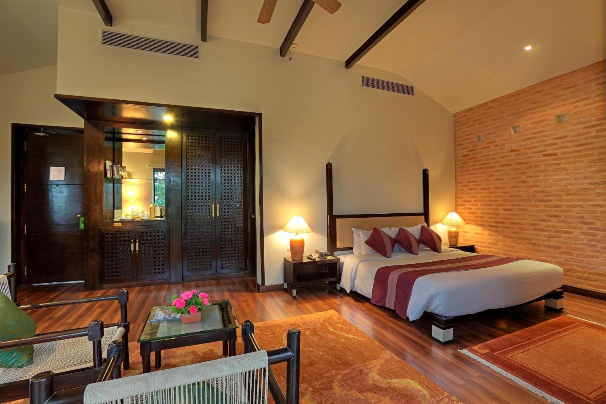 Gokarna Forest Resort Kathmandu Esterno foto
