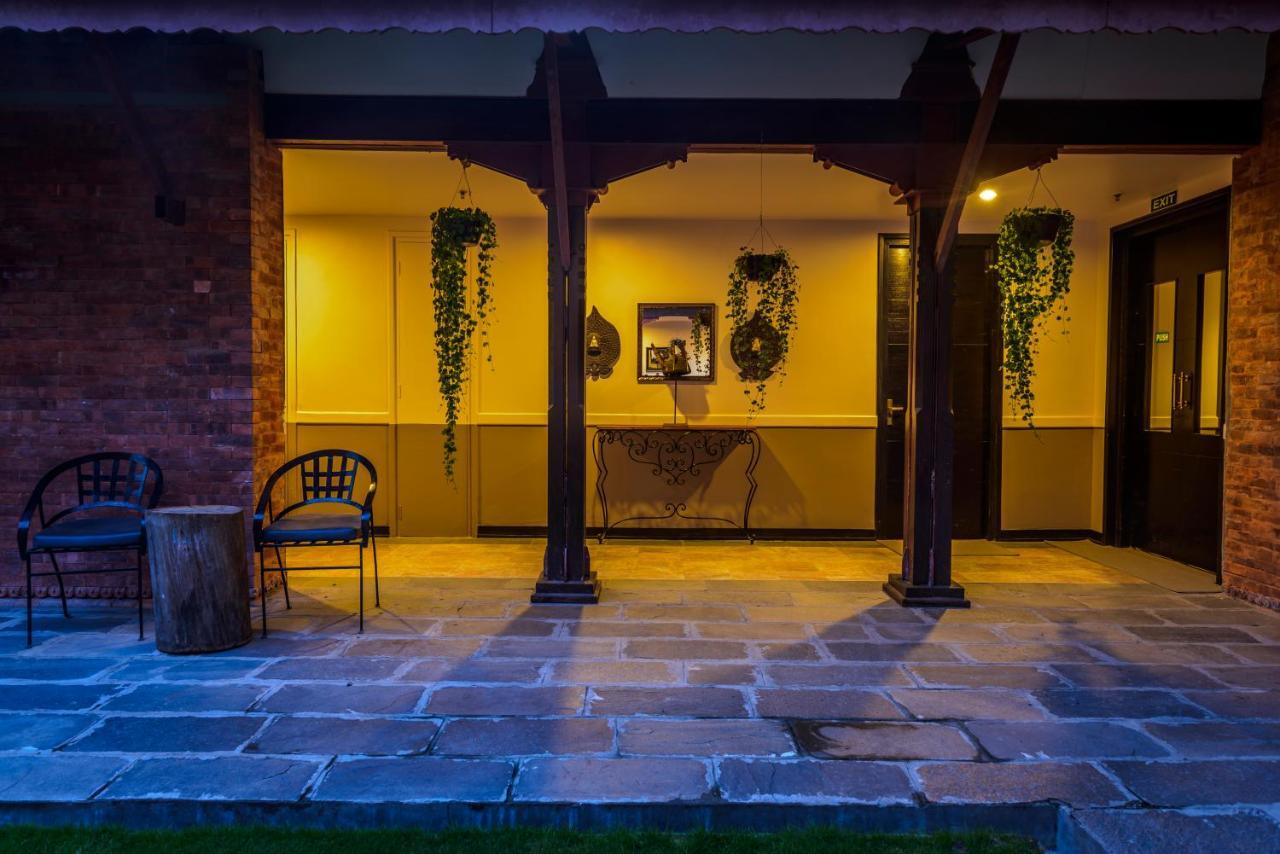 Gokarna Forest Resort Kathmandu Esterno foto